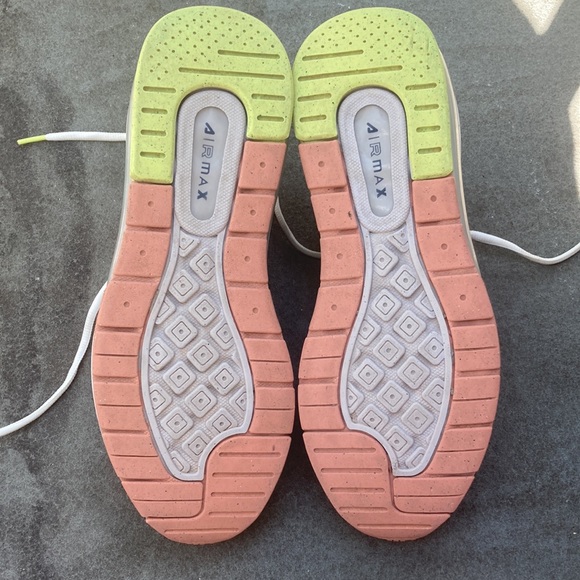 Nike Air Max Summit White/ Crimson Bliss Sz 11 - Picture 3 of 12